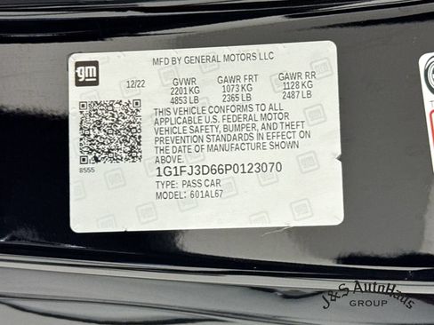 Used 2023 Chevrolet Camaro ZL1 RWD image 40