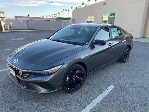 New 2026 Hyundai Elantra Sport image 2