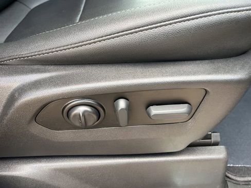 Used 2022 GMC Sierra 1500 SLT w/ SLT Premium Plus Package image 59