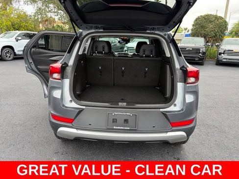 Used 2021 Chevrolet TrailBlazer LT w/ Premium Seating Package FWD image 16