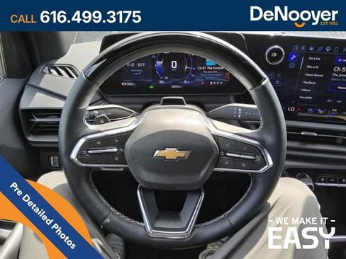 Used 2026 Chevrolet Silverado EV LT AWD/4WD image 12