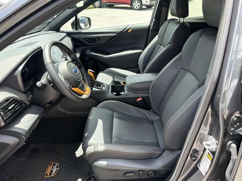 Used 2025 Subaru Outback Wilderness w/ Wilderness Package AWD/4WD image 9