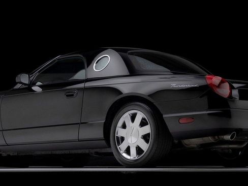 Used 2002 Ford Thunderbird image 30