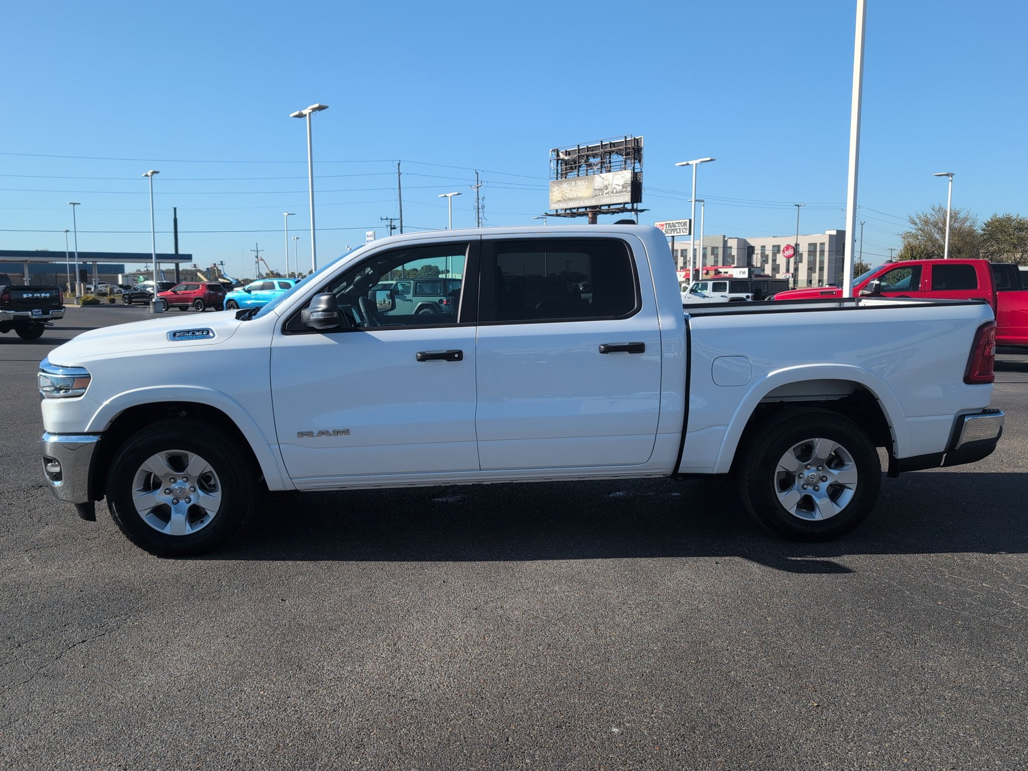 Used 2025 RAM 1500 Big Horn RWD image 4