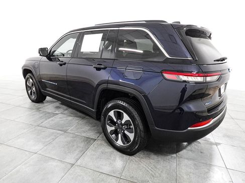 Used 2023 Jeep Grand Cherokee 4WD 4xe image 4