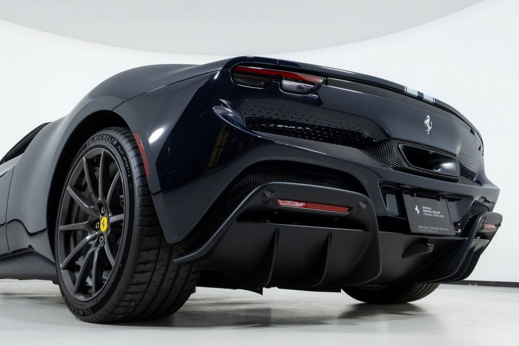 Used 2024 Ferrari 296 GTS RWD image 20