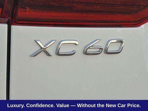 New 2026 Volvo XC60 B5 Plus w/ Protection Package Premier AWD/4WD image 20