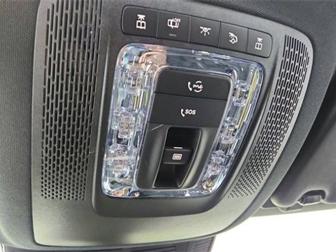 Used 2024 Mercedes-Benz GLS 450 4MATIC image 60