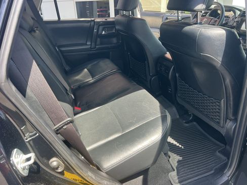 Used 2019 Toyota 4Runner Limited AWD/4WD image 21