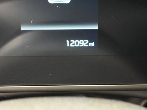 Used 2025 Kia Sportage X-Line w/ Premium Package image 18