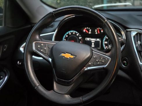 Used 2017 Chevrolet Malibu LT w/ Sport Package FWD image 30