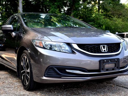 Used 2014 Honda Civic EX image 3