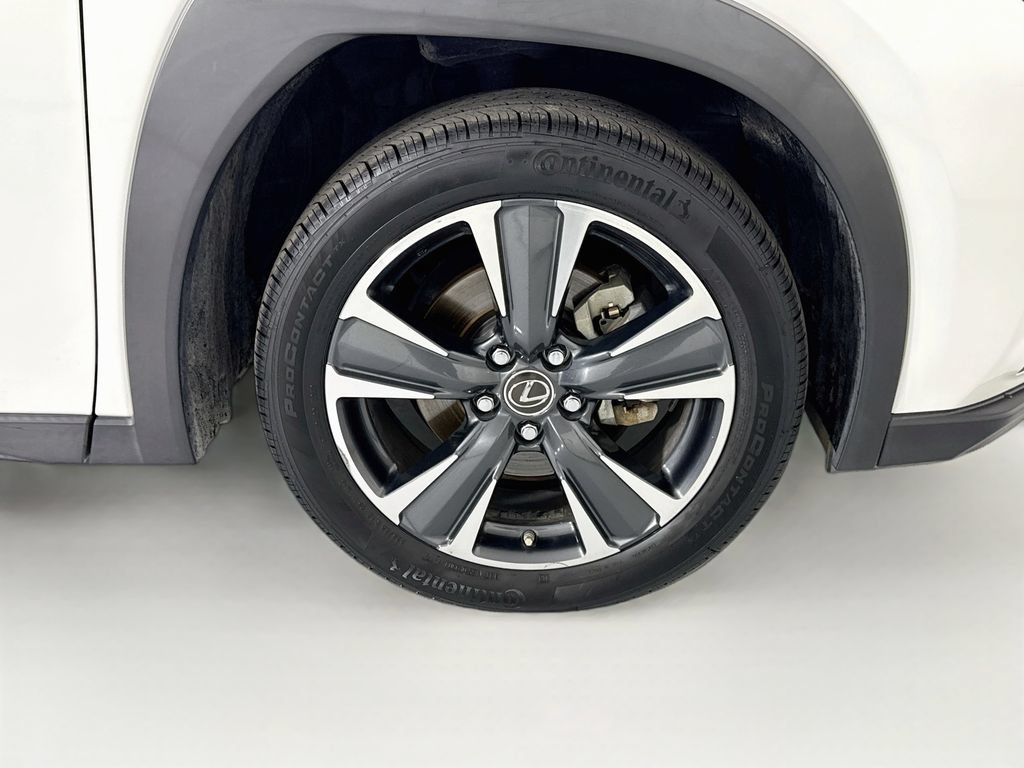 Used 2022 Lexus UX 250h w/ Accessory Package (Z2) AWD/4WD image 32