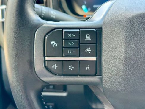Used 2023 Ford F250 Lariat w/ Sport Appearance Package AWD/4WD image 17