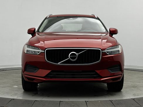 Used 2019 Volvo XC60 T6 Momentum w/ Premium Package image 2
