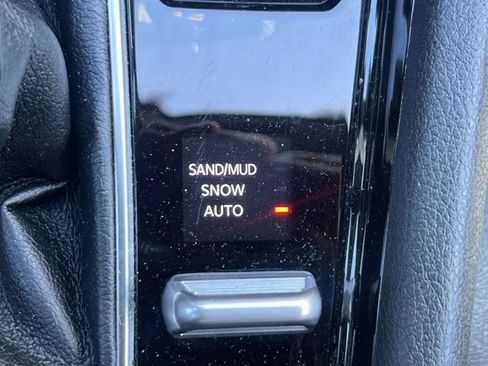 Used 2025 Jeep Compass Limited AWD/4WD image 29
