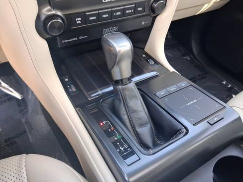 Used 2023 Lexus GX 460 Luxury w/ Accessory Package AWD/4WD image 21