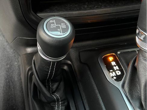 Used 2022 Jeep Wrangler Unlimited Sahara image 16