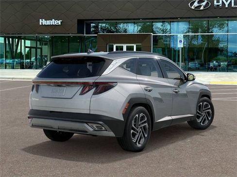 Used 2025 Hyundai Tucson Limited AWD/4WD image 4