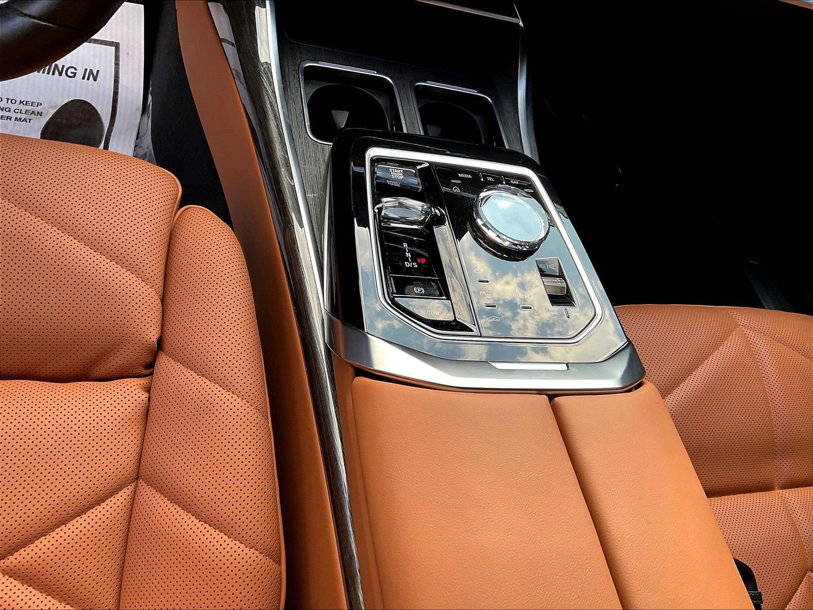 Used 2024 BMW 740i RWD image 20