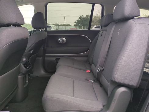 New 2026 Hyundai Ioniq 9 SE image 16