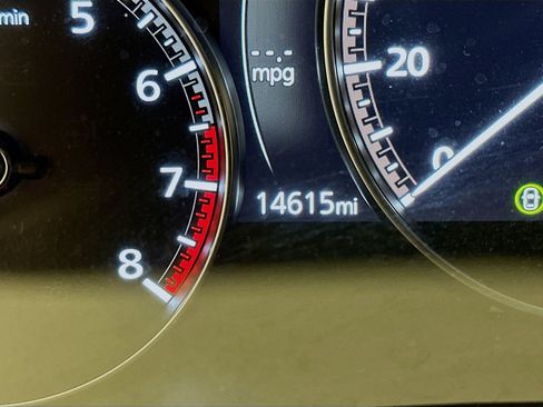 Used 2025 MAZDA CX-50 AWD 2.5 S w/ Premium Package image 19