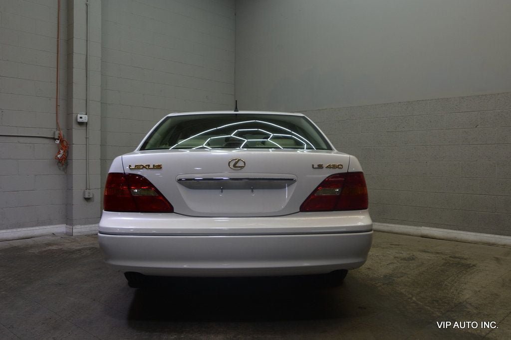 Used 2001 Lexus LS 430 RWD image 9