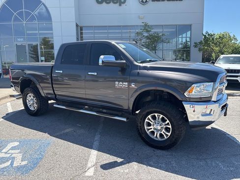 Used 2018 RAM 2500 Laramie image 30