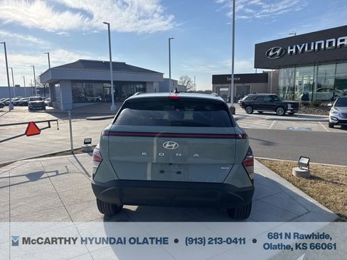Certified 2024 Hyundai Kona SEL image 11