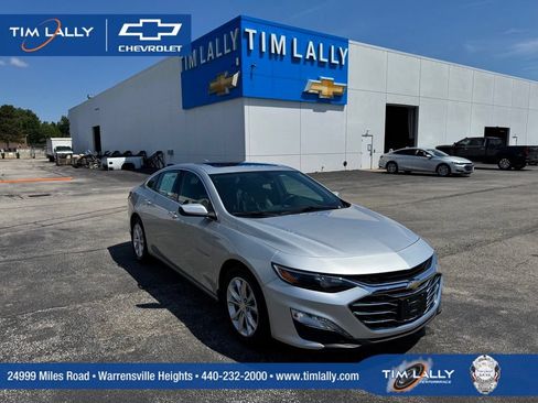 Used 2019 Chevrolet Malibu LT w/ Leather Package FWD image 1