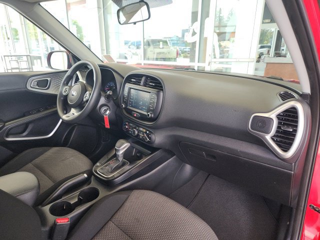 Used 2021 Kia Soul LX FWD image 24