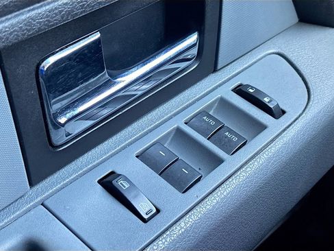 Used 2013 Ford F150 XLT w/ Mid Equipment Group image 16