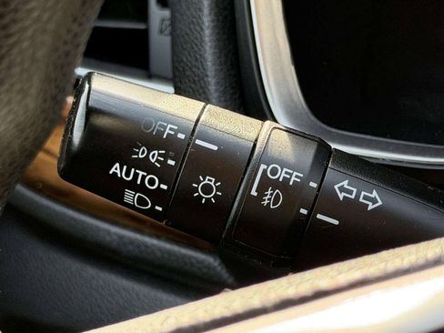 Used 2019 Honda CR-V EX image 35