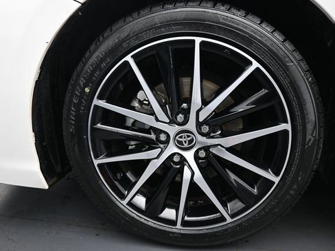 Used 2023 Toyota Camry SE image 14