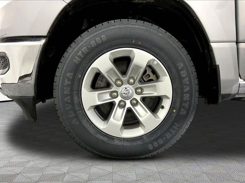 Used 2023 RAM 1500 Laramie AWD/4WD image 34
