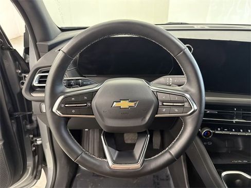 Certified 2025 Chevrolet Traverse LT image 34