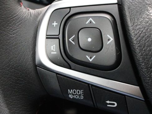 Used 2015 Toyota Camry SE FWD image 30