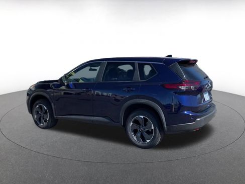 Used 2025 Nissan Rogue SV AWD/4WD image 10