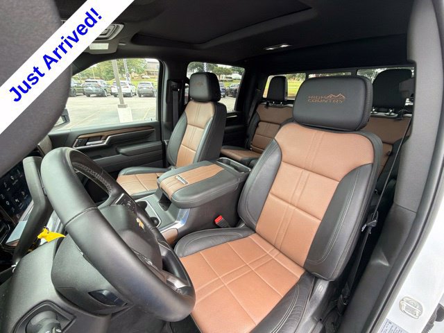 Used 2024 Chevrolet Silverado 2500 High Country AWD/4WD image 48