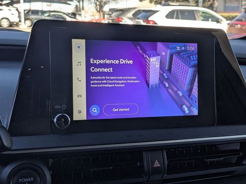 Used 2025 Toyota Prius LE image 21