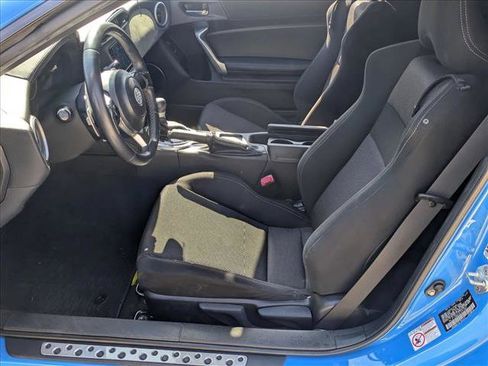 Used 2020 Toyota 86 image 15