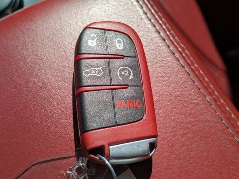 Used 2018 Jeep Grand Cherokee Trackhawk image 27