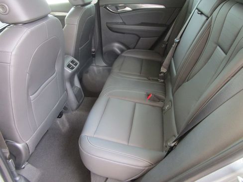 Used 2025 Buick Envision Preferred AWD/4WD image 15