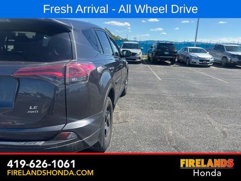 Used 2018 Toyota RAV4 LE w/ All Weather Liner Package AWD/4WD image 6