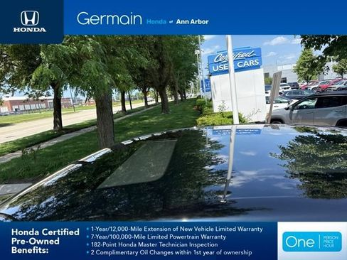 Used 2024 Toyota Crown Platinum AWD/4WD image 16