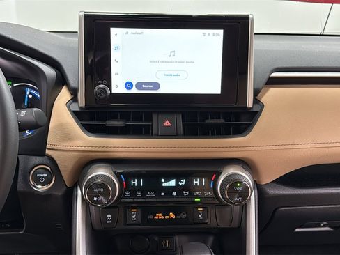 Certified 2025 Toyota RAV4 XLE image 10