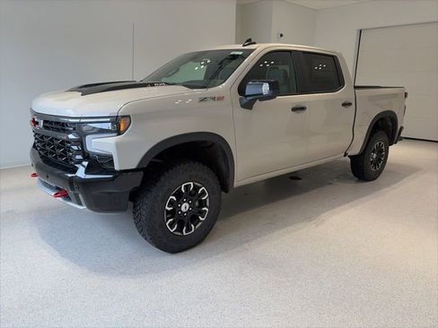 New 2026 Chevrolet Silverado 1500 ZR2 AWD/4WD image 3