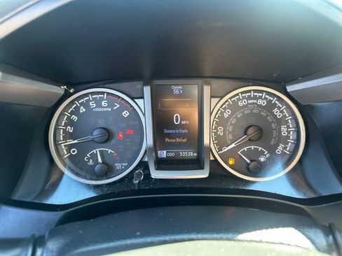 Used 2019 Toyota Tacoma Limited AWD/4WD image 31