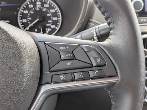 Used 2020 Nissan Sentra SV FWD image 22
