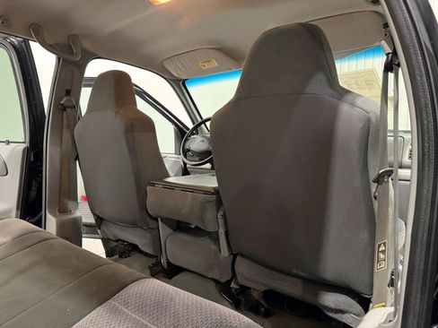 Used 2002 Ford F250 XLT image 17